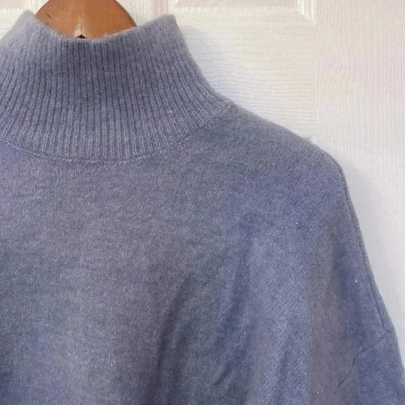 Zara Light Blue Mock Neck Sweater Size M - Picture 2 of 6